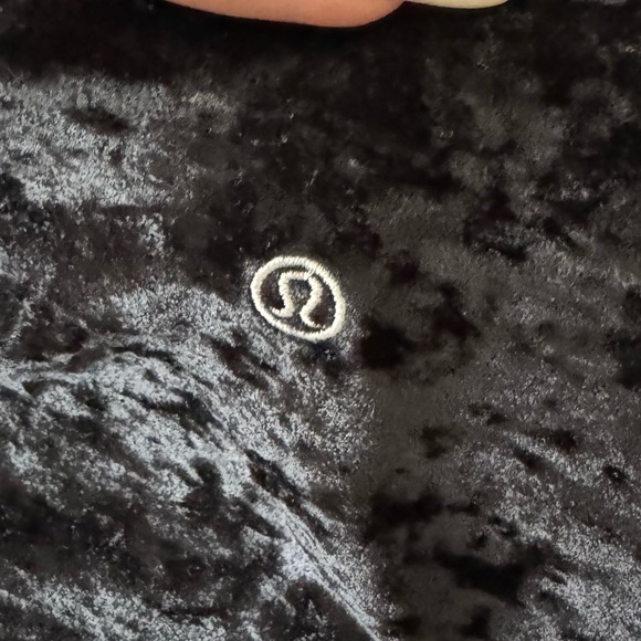 Lululemon Align Tank *Crushed Velvet
Black size 4 - Picture 7 of 7